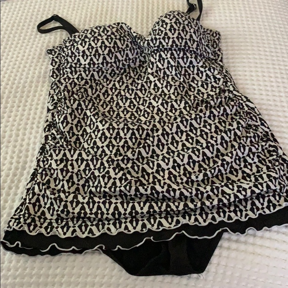 Swimming suit one piece L size